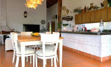 Venta de Finca El Retiro, independiente, a 4km del parque, pesebreras
