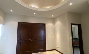 CASA RENTA LAS CALZADAS $160,000 MN | RECIEN REMODELADA
