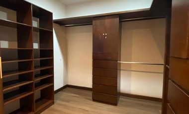 CASA RENTA LAS CALZADAS $160,000 MN | RECIEN REMODELADA