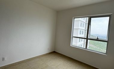 Departamento en renta en Sky View en Zona Esmeralda nuevo y equipado