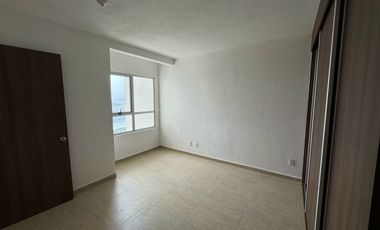 Departamento en renta en Sky View en Zona Esmeralda nuevo y equipado