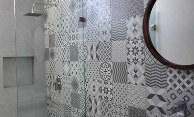 ¡Ubicación Premium! Casa amplia y moderna a pasos de Galerías Santa Anita.