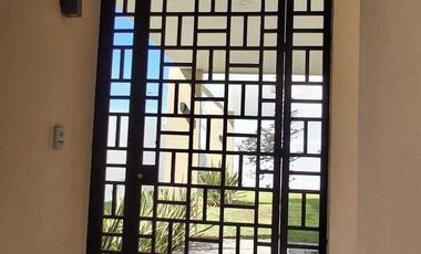 ¡Ubicación Premium! Casa amplia y moderna a pasos de Galerías Santa Anita.