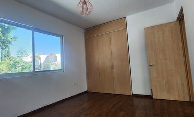 CASA EN RENTA UNA PLANTA