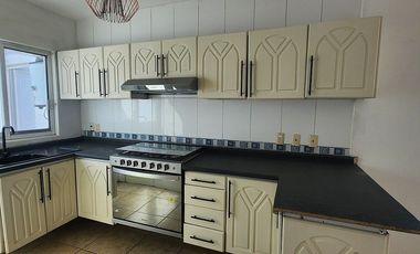 CASA EN RENTA UNA PLANTA