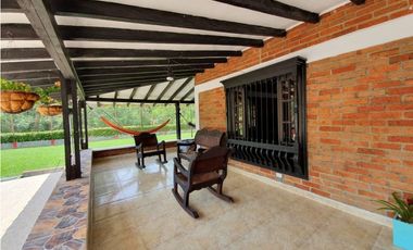 EN VENTA CHALET-HOTEL CAMPESTRE A PUERTA CERRADA