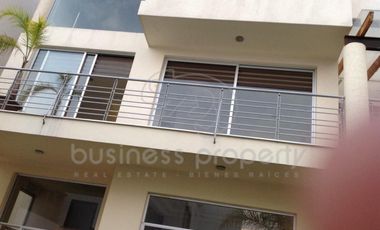 Hermosa Casa en Bosque de Tzalam, Zona Esmeralda.