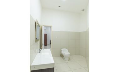 VENTA ALQUILER OFICINA AVENIDA BALBOA PH YACHT CLUB