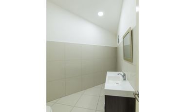 VENTA ALQUILER OFICINA AVENIDA BALBOA PH YACHT CLUB