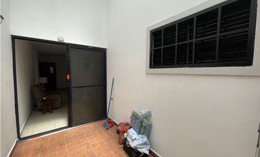 SE ALQUILA CASA EN ALTOS DE PANAMA URB. CASTILLA DE ORO LINEA BLANCA