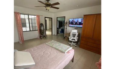 SE ALQUILA CASA EN ALTOS DE PANAMA URB. CASTILLA DE ORO LINEA BLANCA