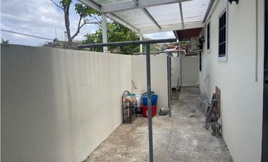 SE ALQUILA CASA EN ALTOS DE PANAMA URB. CASTILLA DE ORO LINEA BLANCA