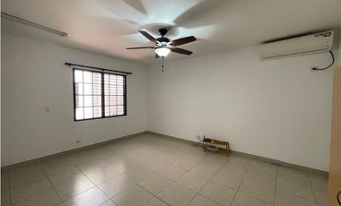 SE ALQUILA CASA EN ALTOS DE PANAMA URB. CASTILLA DE ORO LINEA BLANCA