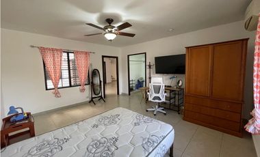 SE ALQUILA CASA EN ALTOS DE PANAMA URB. CASTILLA DE ORO LINEA BLANCA