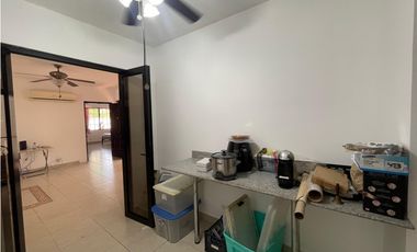 SE ALQUILA CASA EN ALTOS DE PANAMA URB. CASTILLA DE ORO LINEA BLANCA