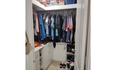 VENTA DE CASA EN BRISAS DEL GOLF DE 3 HABITACIONES CON 2 TERRAZAS