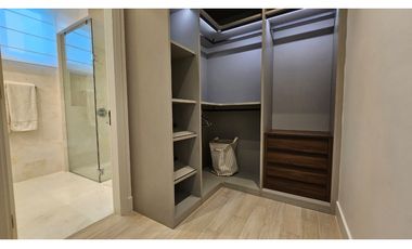 SE ALQUILA ESPECTACULAR APARTAMENTO EN OCEAN HOUSE - OCEAN REEF