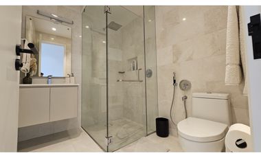 SE ALQUILA ESPECTACULAR APARTAMENTO EN OCEAN HOUSE - OCEAN REEF