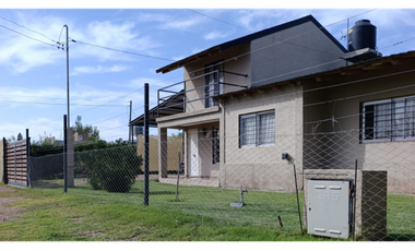 Casa 3 Dormitorios | 1000 m² Terreno | Piscina  El Cerrito