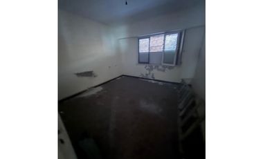 VENTA - OPORTUNIDAD 2 PH, en lote, ideal inversion - Zona Puerto