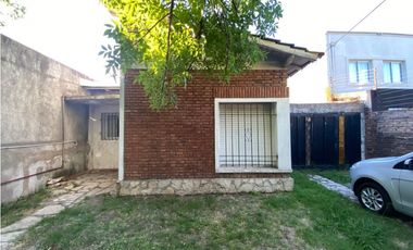 Casa en VENTA, Laprida al 1400 Ituzaingó Norte