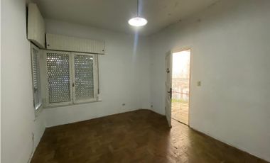 Casa en VENTA, Laprida al 1400 Ituzaingó Norte