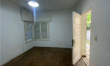 Casa en VENTA, Laprida al 1400 Ituzaingó Norte