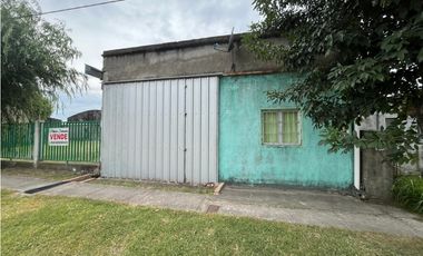 Casa con Galpon en Hasenkamp