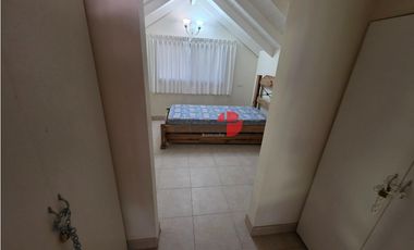 Casa en Venta - Carilo - Inmersa en el Bosque - 1.599 m² de terreno