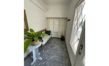 Venta CASA, patio verde + amplio GALPON, Tandil. BS.AS.
