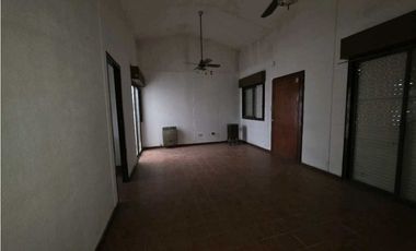 Vendo Casa con 3 Habitaciones en Concepción del Uruguay, Entre Ríos