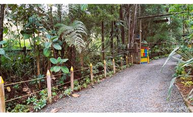 Venta Casa Campestre Santa Elena 220m2