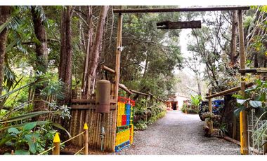 Venta Casa Campestre Santa Elena 220m2