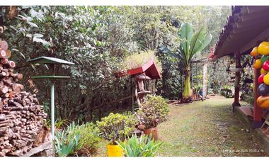 Venta Casa Campestre Santa Elena 220m2