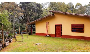 Venta Casa Campestre Santa Elena 220m2