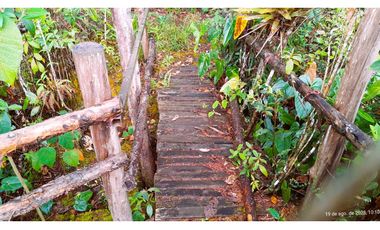 Venta Casa Campestre Santa Elena 220m2