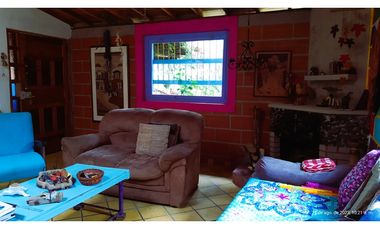 Venta Casa Campestre Santa Elena 220m2