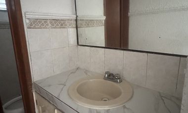 Oportunidad en casa de Santa Ana