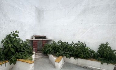 Oportunidad en casa de Santa Ana