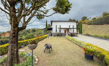 Venta de Casa Campestre en Condominio Sector  Aeropuerto