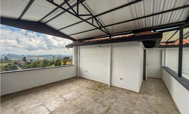 Venta de Casa Campestre en Condominio Sector  Aeropuerto