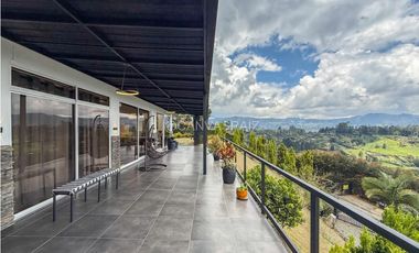 Venta de Casa Campestre en Condominio Sector  Aeropuerto