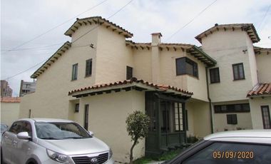 ARRIENDO CASA ESPECTACULAR EN CEDRITOS – 160 M² CONJUNTO CERRADO