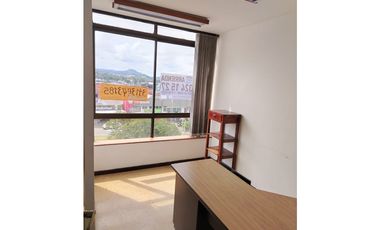 ARRIENDO OFICINA EN TURIN PERERIA