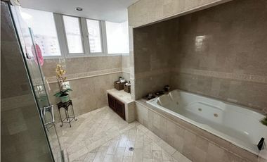 PENTHOUSE EN VENTA EN EL OESTE