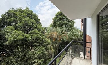 ARRIENDO CASA EN ENVIGADO SECTOR LOMA DEL ESMERALDAL