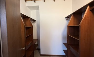 ARRIENDO CASA EN ENVIGADO SECTOR LOMA DEL ESMERALDAL