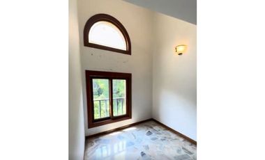 APARTAMENTO EN VENTA EN EL OESTE DE CALI