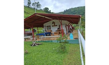 VENDO FINCA EN PEREIRA, LA FLORIDA,  USO PRODUCCION DE LECHE