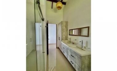 Vendo Casa campestre en condominio en Calima, Valle del Cauca  ES
